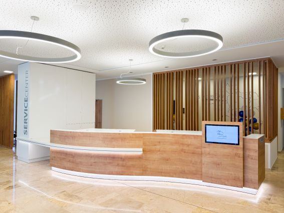 ServiceCenter